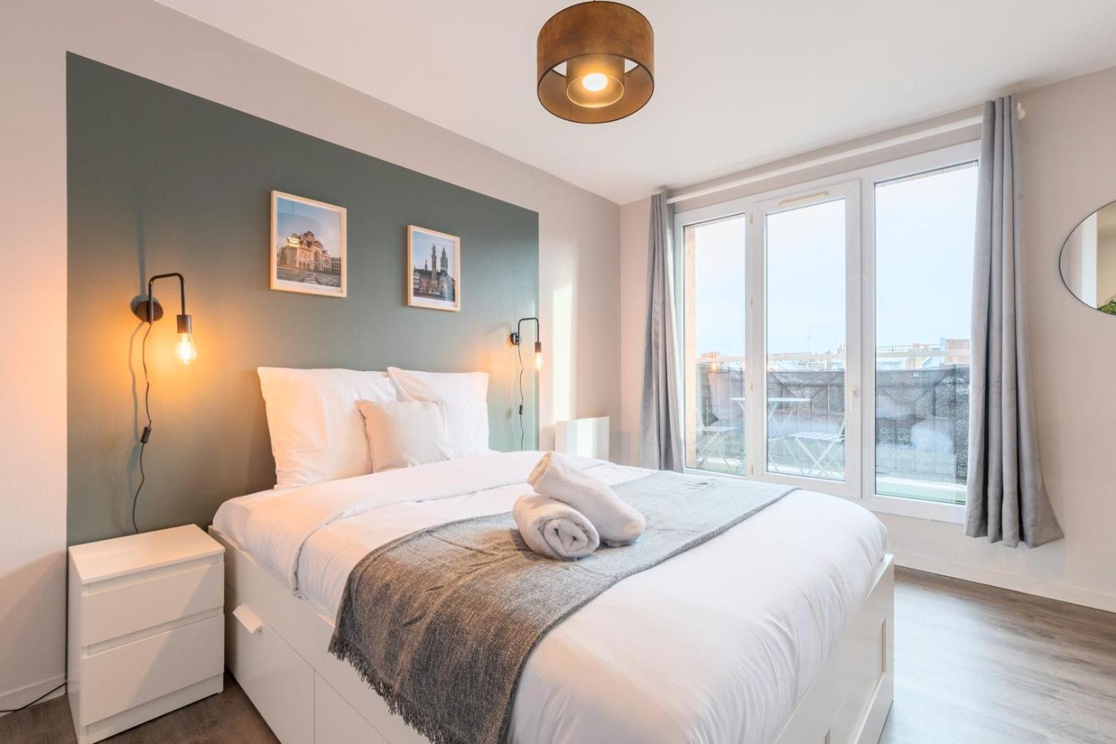 Nice Apartment Lille Balcony + Parking! Экстерьер фото